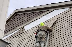 Siding for Multi-Family Homes in Harbor Isle, NY